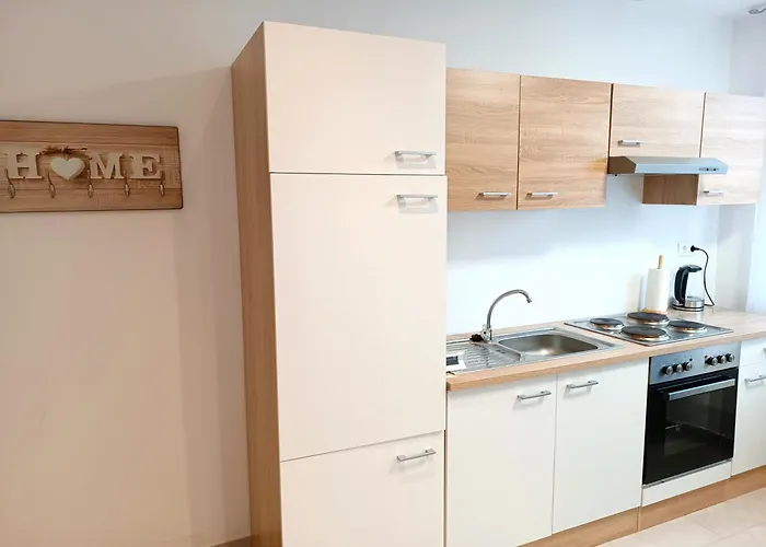 Family Apartments Tauchen